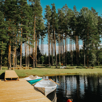 Paadisild Meelva järvel